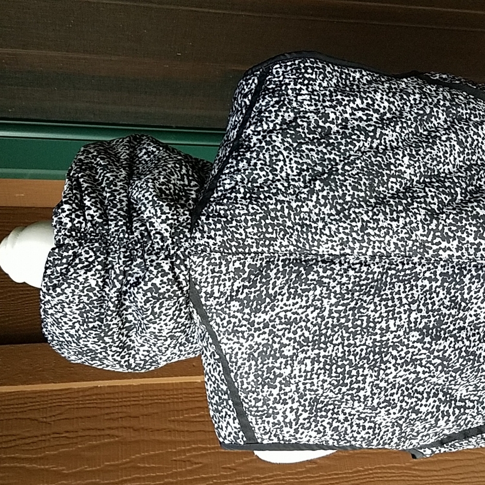 Laura Ashley vest - Picture 6 of 8